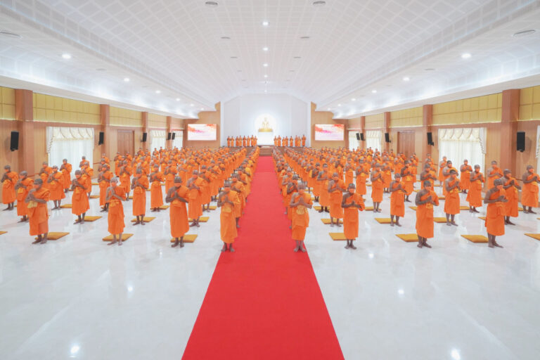 โครงการอุปสมบทหมู่พระธรรมทายาท